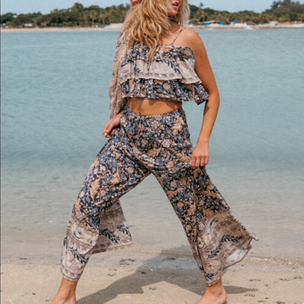 Spell & The Gypsy Collective Oasis Cropped Pants
